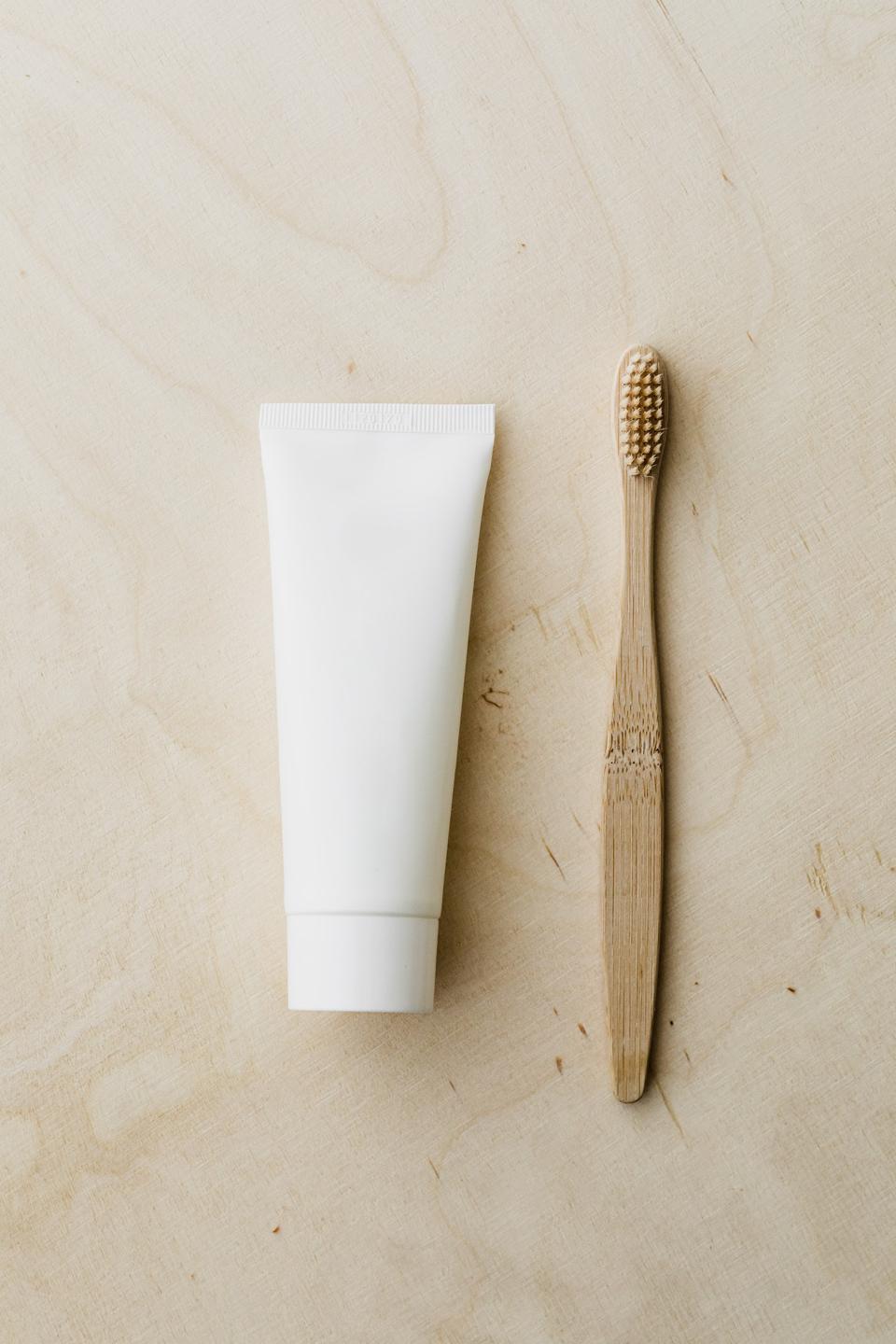 Simple product design; toothbrush and tube