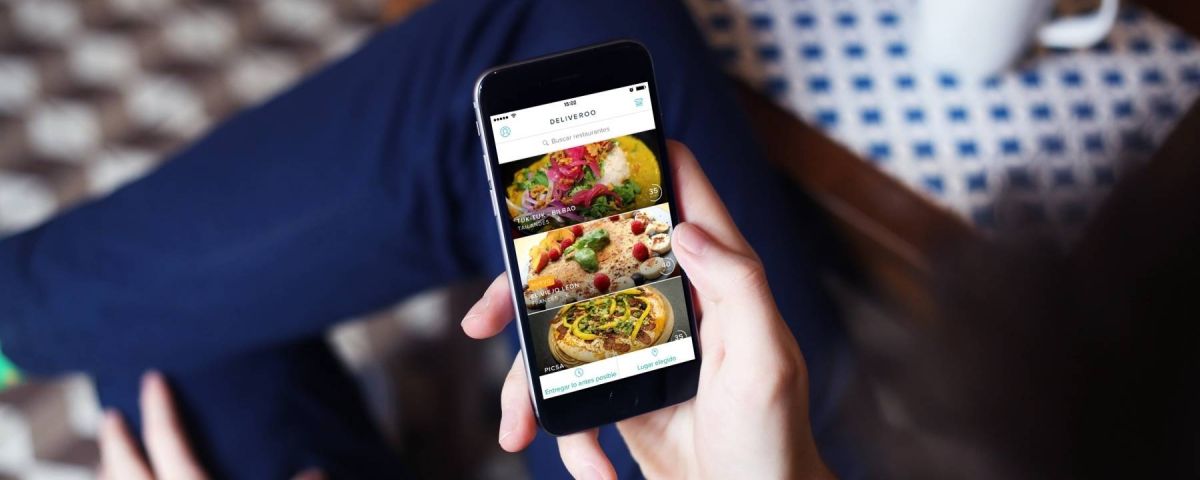 Aplicación de comida a domicilio con decenas de restaurantes / DELIVEROO Aplicación de comida a domicilio con decenas de restaurantes / DELIVEROO