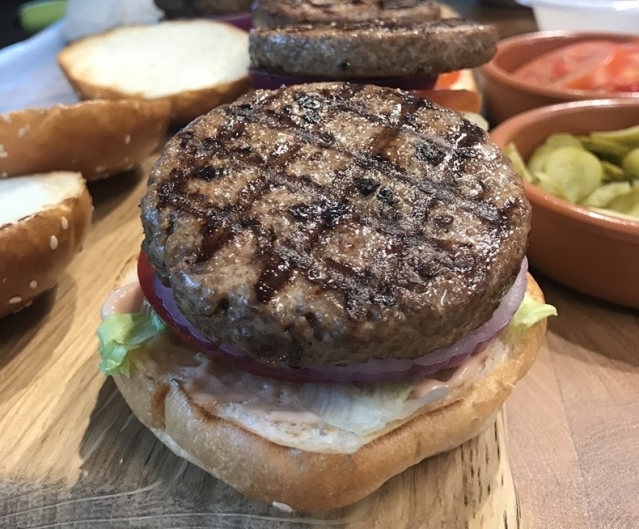 SavorEat 3D prints and grills meat analogues in 6 minutes: ‘We are completely disrupting the supply chain’