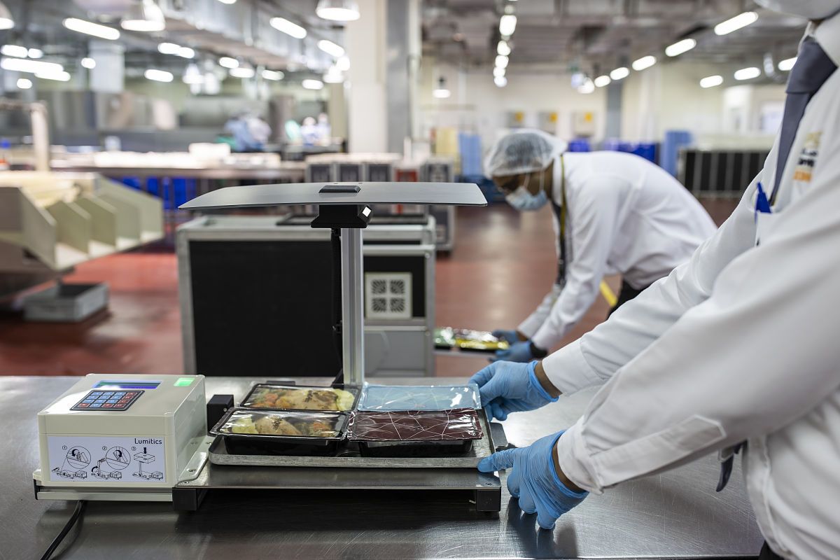 Etihad usa inteligencia artificial para no desperdiciar alimentos