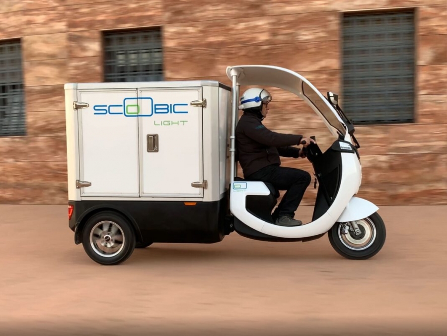 Spanish startup Scoobic Group nabs €2 million for its multi-purpose e-vehicles for last-mile delivery | EU-Startups